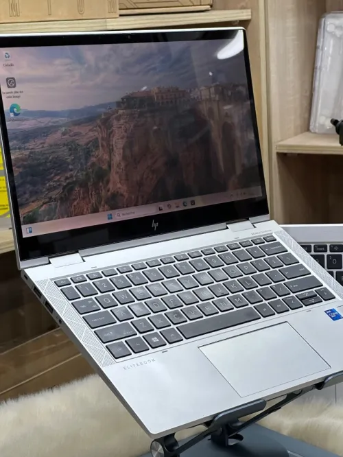 HP ELITEBOOK X360 830 G8 I7 VPRO 1185G7 32GO 512GO SSD TACTILE X360