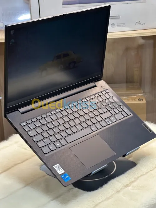 LENOVO V15 G3 IAP I3 1215U 8GO 256GO SSD 