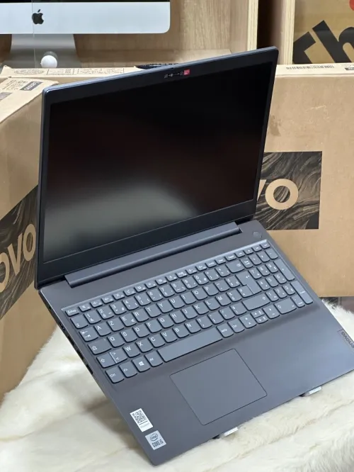 LENOVO V15 G1 IML I5 10210U 8GO 256GO SSD NEUF SOUS EMBALLAGE 