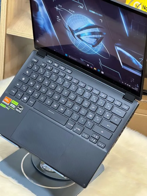 ASUS ROG FLOW X13 GV302XU AMD RYZEN 9 7940HS 16GO DDR5 1TO SSD NVIDIA GEFORCE RTX4050 6GO TACTILE 