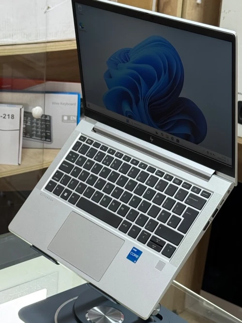HP ELITEBOOK 630 G9 I5 1235U 16GO 256GO SSD NVME