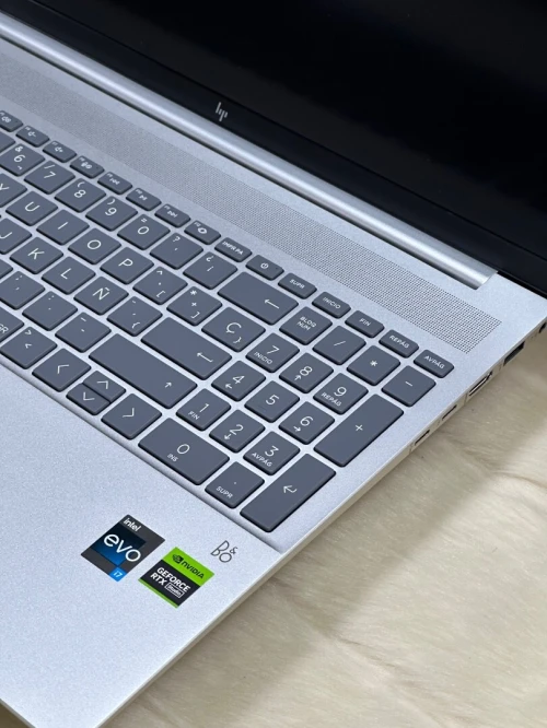 HP PAVILION PLUS 16-AB0XXX I7 13700H 16GO 1TO SSD NVIDIA GEFORCE RTX3050 6GO NEUF SOUS SOUS EMBALLA