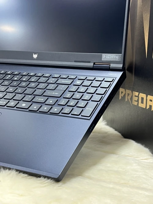 ACER PREDATOR HELIOS 16 I9 14900HX  32G RAM 1TB SSD RTX 4060 8G 18 3K ips 240HZ