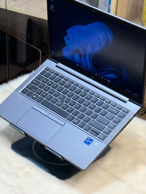 HP ZBOOK FIREFLY 14 G8 I7 VPRO 1185G7 16GO 512GO SSD NVIDIA T500 4GO