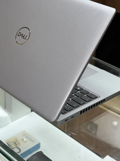 DELL PRECISION 3581 I9 13900H 64GO 1TO SSD NVME NVIDIA RTX2000 ada 8GO GDDR6