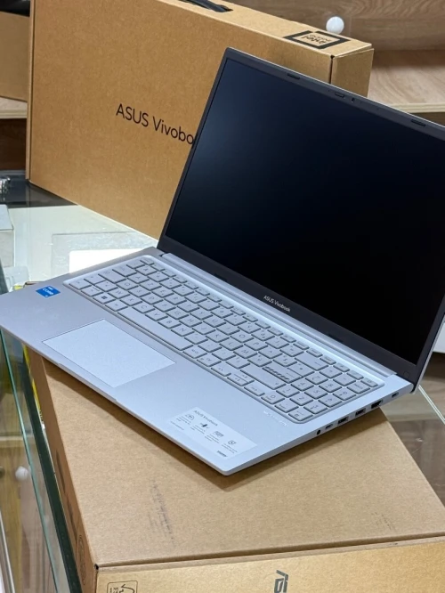 ASUS VIVOBOOK 15 X1504V I3 1315U 8GO 512GO SSD NEUF SOUS EMBALLAGE