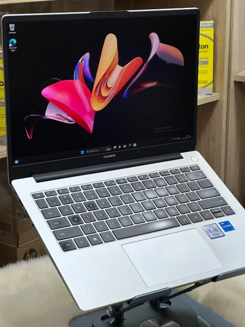 HUAWEI MATEBOOK D14 MDG-XX I5 13420H 16Go 512GO SSD 