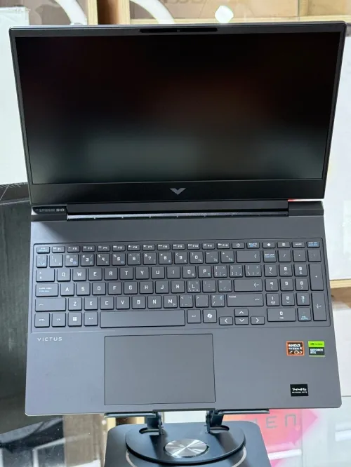 HP VICTUS 15 FB3060CA AMD RYZEN 7 AI 350 16GO 1TO SSD NVIDIA GEFORCE RTX5060 8GO GDDR7 NEUF SOUS EMB