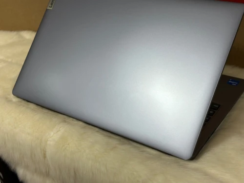 LENOVO IDEAPAD SLIM 3 15IRH8 I5 13420H 8GO 512GO SSD NEUF SOUS EMBALLAGE 
