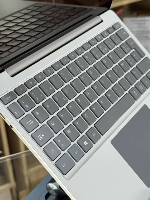 SURFACE GO I5 1035G1 8GO 128GO SSD 