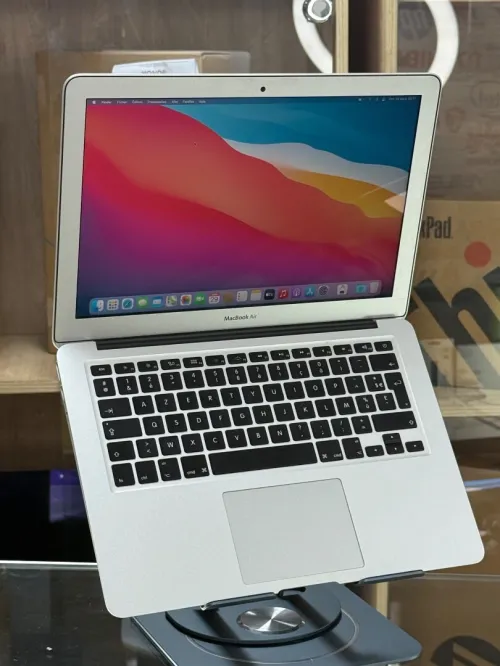 MACBOOK AIR 13.3 2017 I5 1.8GHZ 8GO 256GO SSD CYCLE 282