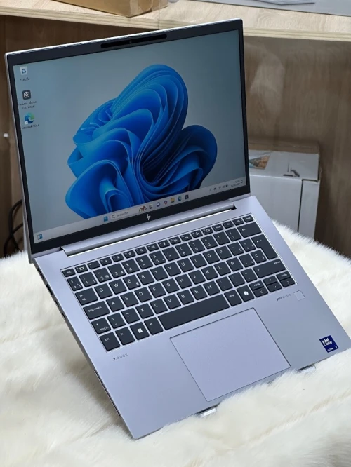 HP ZBOOK FIREFLY 14 G11 CORE ULTRA 7 155H 32GO DDR5 512GO SSD NVME 