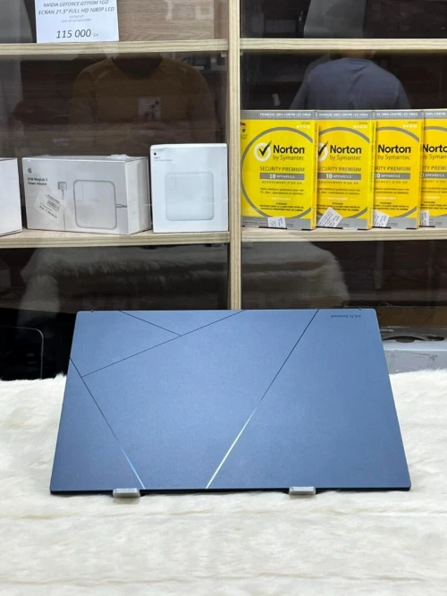 ASUS ZENBOOK S13 OLED UX5304VA I7 EVO 1355U 16GO 1TO SSD ECRAN 13.3" 3K OLED WINDOWS 11 ORIGINALE