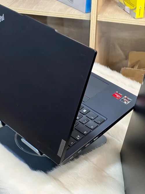 LENOVO THINKPAD E14 GEN 5 AMD RYZEN 5 7530U 16GO 512GO SSD NVME 
