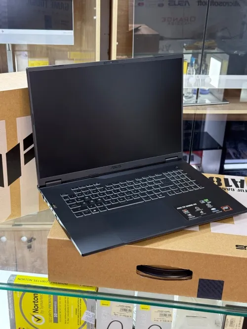 ASUS TUF A18 FA808UM AMD RYZEN 7 260 AI 16Go 1TO SSD NVIDIA GEFORCE RTX5060 8GO GDDR7 NEUF SOUS EMBALLAGE