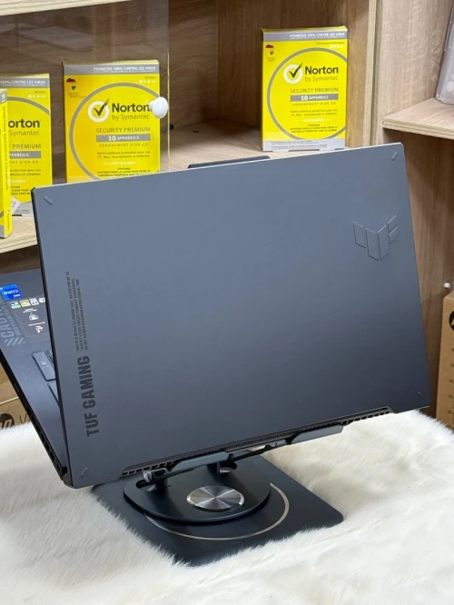 ASUS TUF F17 FX707VV I7 13620H 32GO 1TO SSD NVIDIA GEFORCE RTX4060 8GO NEUF