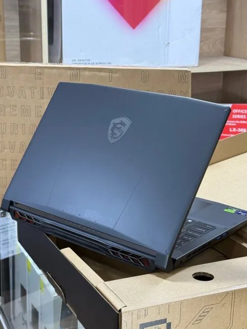 MSI KATANA 15HX B14WFK I9 14900Hx 16GO 1TO SSD NVIDIA GEFORCE RTX5060 8GO GDDR7 NEUF SOUS EMBALLAGE 