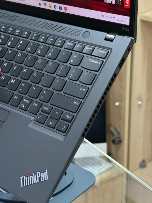 LENOVO THINKPAD P14s GEN 4 OLED I7 1370P 64GO 1TO SSD NVIDIA RTX A500 4GO GDDR6 14 OLED 