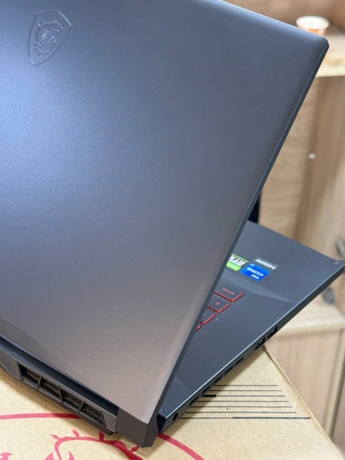 MSI KATANA 17 GF76 12UG I7 12700H 16GO 512GO SSD NVIDIA GEFORCE RTX3070 8GO GDDR6