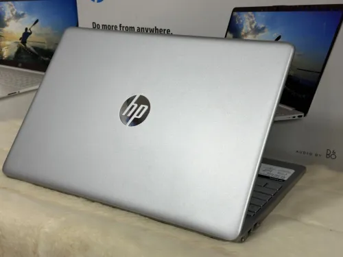 HP LAPTOP 15 DY1531WM I3 1215U 8GO 256GO SSD NEUF SOUS EMBALLAGE 