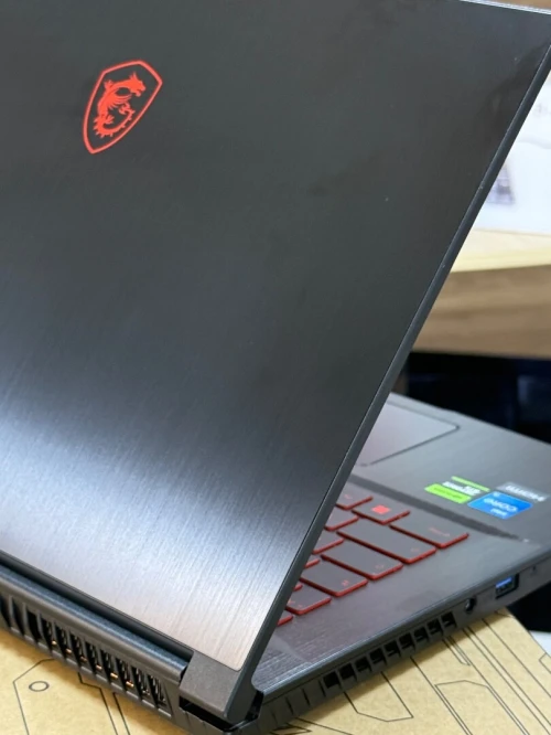 MSI THIN GF63 12UC I5 12450H 16GO 512GO SSD NVIDIA GEFORCE RTX3050 4GO NEUF SOUS EMBALLAGE 