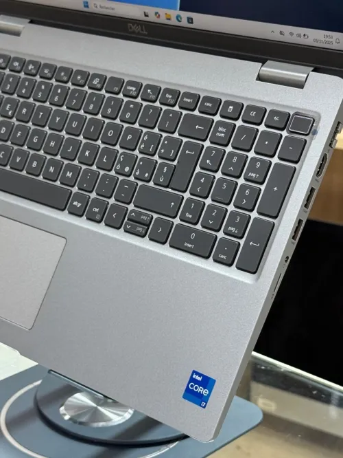 DELL LATITUDE 5520 I7 1165G7 16GO 512GO SSD NVME