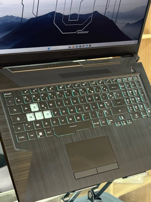 ASUS TUF F17 FX706HM I7 11800H 16GO 512GO SSD NVME NVIDIA GEFORCE RTX3060 6GO GDDR6