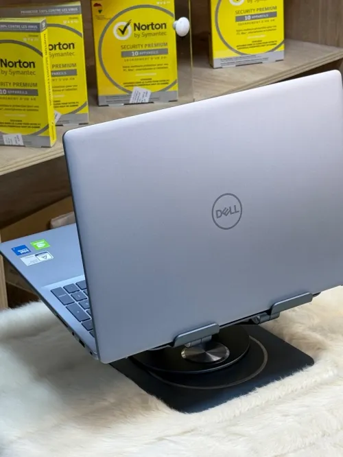 DELL INSPIRON 16 5640 INTEL CORE 7 150U 32GO DDR5 1TO SSD NVIDIA GEFORCE MX570 A 2GO GDDR6