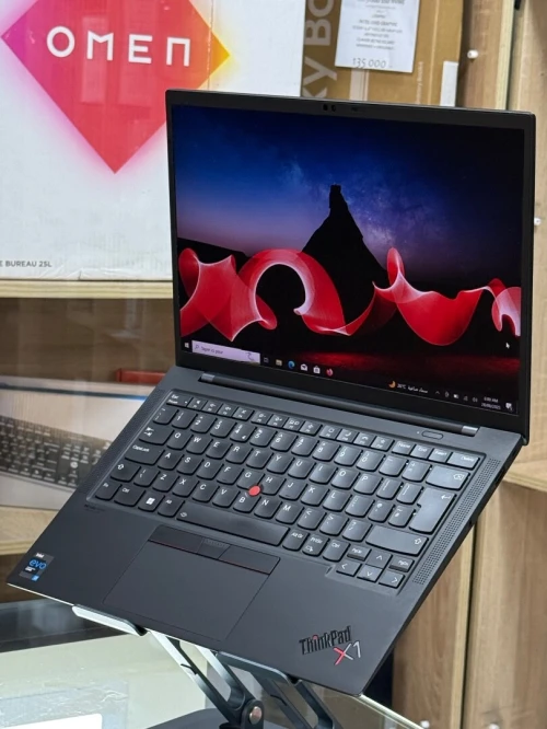 LENOVO THINKPAD X1 CARBON GEN 9 I7 EVO 1165G7 32Go 512GO SSD TACTILE 