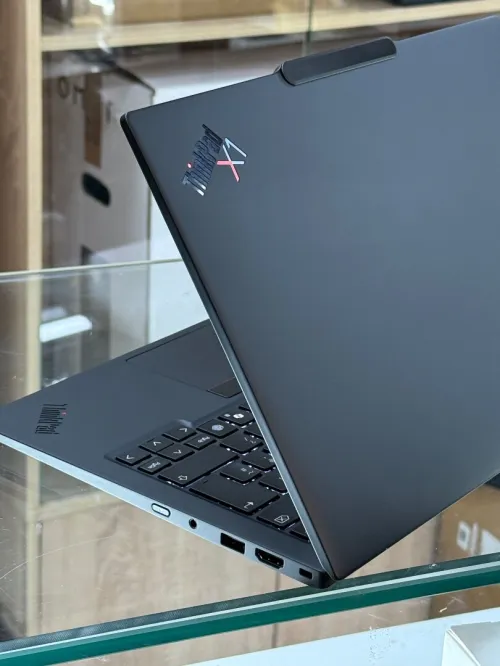 LENOVO THINKPAD X1 CARBON GEN 13 AURA EDITION ULTRA 7 EVO 258V 32GO 2TO SSD TACTILE