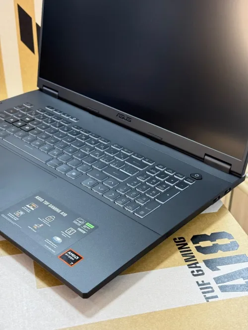 ASUS TUF A18 FA808UM AMD RYZEN 7 260 AI 16Go 1TO SSD NVIDIA GEFORCE RTX5060 8GO GDDR7 NEUF SOUS EMBALLAGE