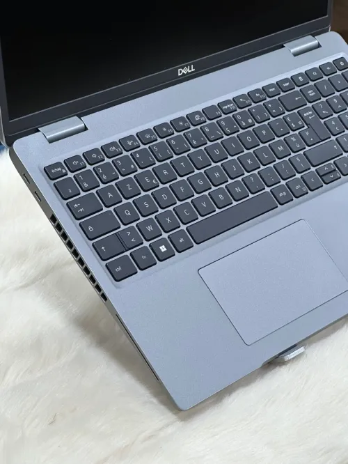 DELL PRECISION 3571 I7 VPRO 12800H 64GO 2TO SSD NVIDIA T600 4GO 