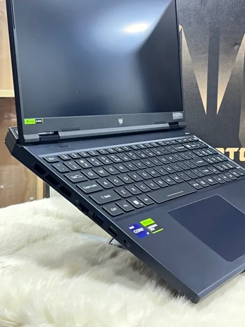 ACER PREDATOR HELIOS 16 I9 14900HX  32G RAM 1TB SSD RTX 4060 8G 18 3K ips 240HZ