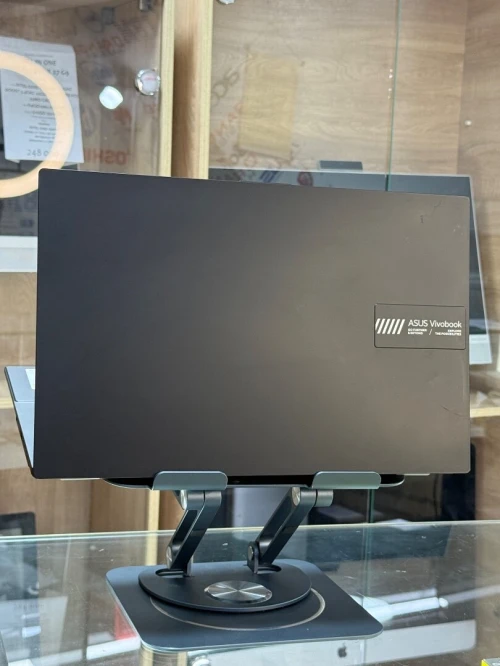 ASUS VIVOBOOK GO OLED 15 E1504FA AMD RYZEN 5 7520U 8GO 512GO SSD OLED
