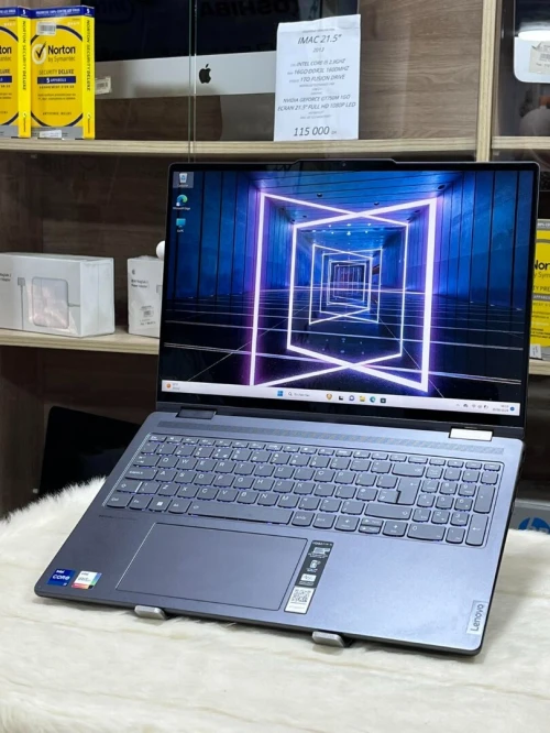 LENOVO YOGA 7i 16 16IRL8 ECRAN 16" FHD LED TACTILE CONVERTIBLE  I7 1355U 16GO 512GO SSD WINDOWS 11 