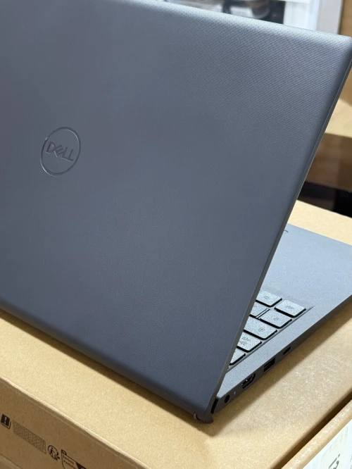 DELL VOSTRO 15 3530 I3 1305U 8GO 512GO SSD NEUF SOUS EMBALLAGE