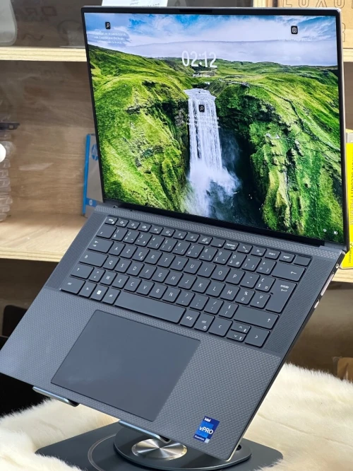 DELL XPS 15 9530 I7 13700H 16GO DDR5 512GO SSD NVIDIA GEFORCE RTX4050 6GO NEUF SOUS EMBALLAGE 