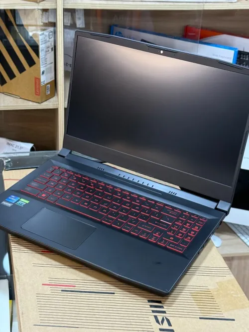 MSI KATANA GF76 12UG I7 12700H 16GO 512GO SSD NVIDIA GEFORCE RTX3050Ti 4GO NEUF SOUS EMBALLAGE 