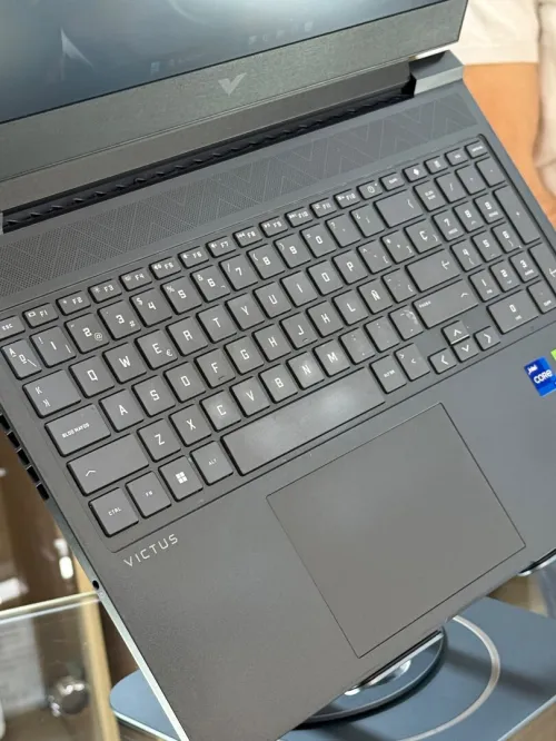 HP VICTUS 16-R1XXX I7 14700HX 16GO 1TO SSD NVIDIA GEFORCE RTX4060 8GO 