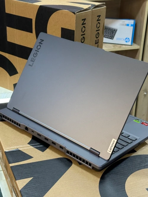LENOVO LEGION 5 15APH9 AMD RYZEN 7 7840HS 16GO 512GO SSD NVIDIA GEFORCE RTX4060 8GO NEUF SOUS EMBALL