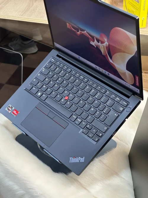 LENOVO THINKPAD E14 GEN 5 AMD RYZEN 5 7530U 16GO 512GO SSD NVME 
