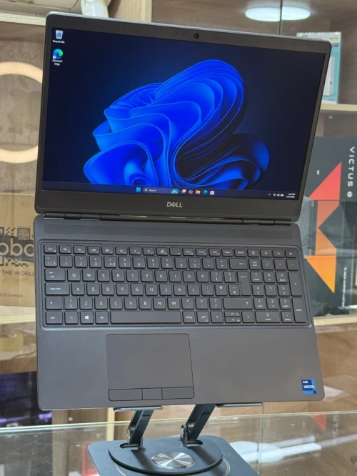 DELL PRECISION 7560 INTEL XEON W-11855M 32GO 2TO SSD NVIDIA RTX A3000 6GO GDDR6
