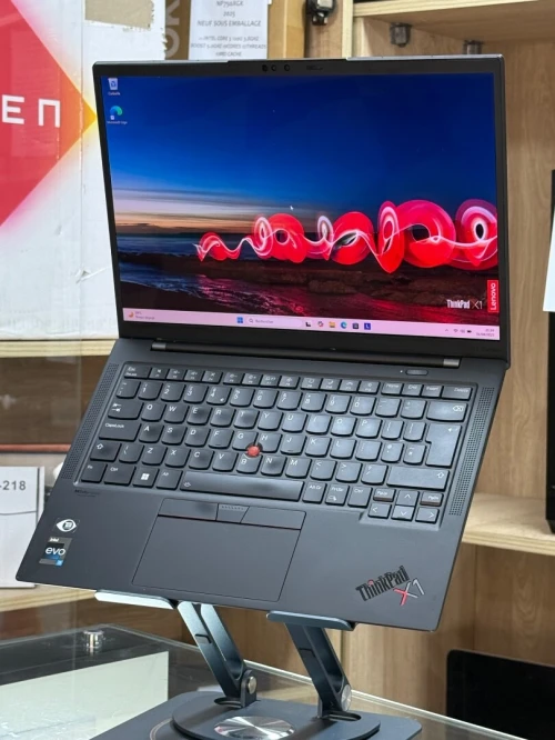 LENOVO THINKPAD X1 CARBON GEN 10 I5 EVO 1235U 16GO 1TO SSD NVME