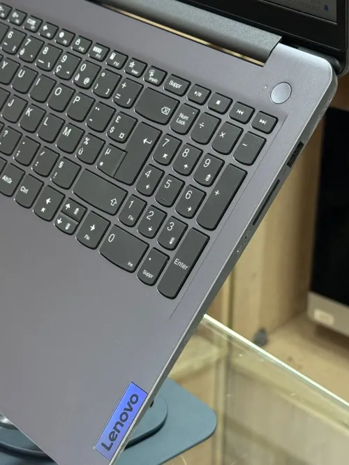 LENOVO IDEAPAD 3 15ITL6 I5 1135G7 8GO 512GO SSD NVME