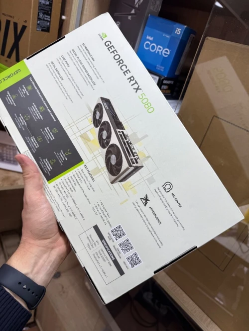 MSI GEFORCE RTX5080 16GO GDDR7 256Bits 3X OC NEUF SOUS EMBALLAGE