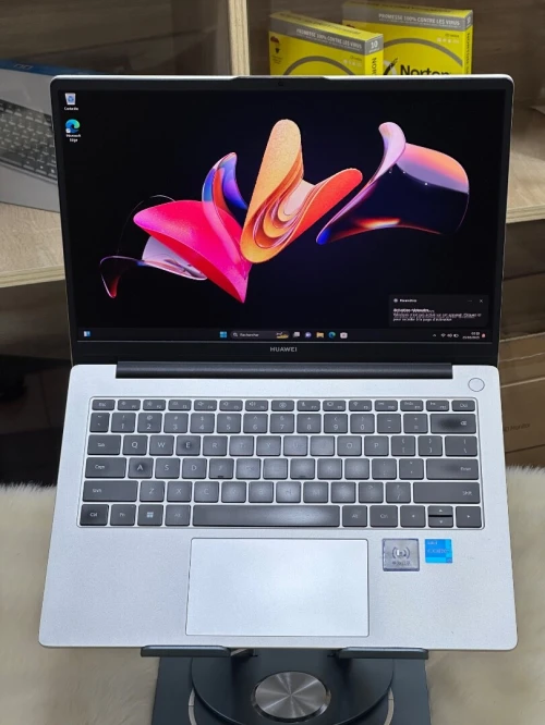HUAWEI MATEBOOK D14 MDG-XX I5 13420H 16Go 512GO SSD 