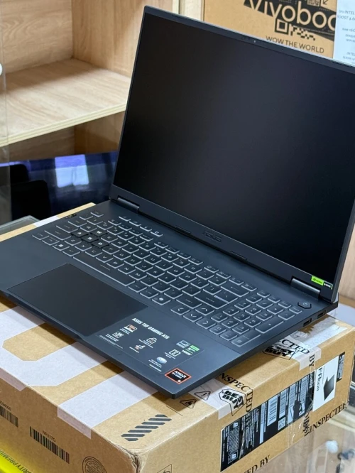 ASUS TUF A16 FA608UP AMD RYZEN 9 270 32GO 1TO SSD NVME NVIDIA GEFORCE RTX5070 8GO GDDR7 NEUF SOUS EMBALLAGE