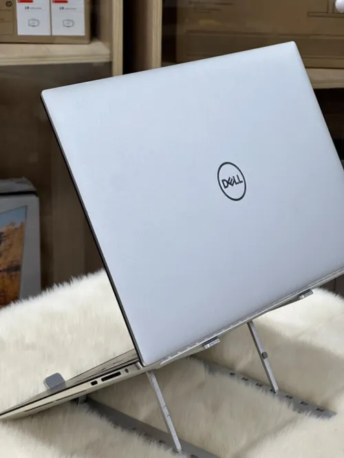 DELL XPS 9530 4K OLED I9 13900H 32GO 1TO SSD NVIDIA GEFORCE RTX4070 8GO GDDR6 4K OLED TACTILE 