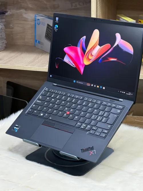 LENOVO THINKPAD X1 CARBON GEN 11 I7 EVO 1355U 16GO DDR5 512GO SSD 