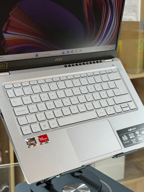 ACER SWIFT GO 14 SFG14 AMD RYZEN 5 7530U 16GO 512GO SSD NVME